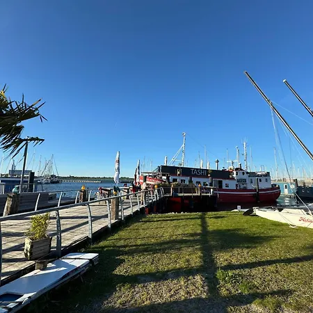 Hausboot Annis Mehrblick Fehmarn