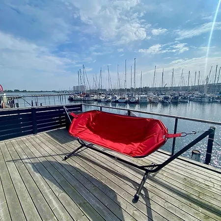 Hausboot Annis Mehrblick フェーマルン