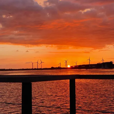 Hausboot Annis Mehrblick Botel