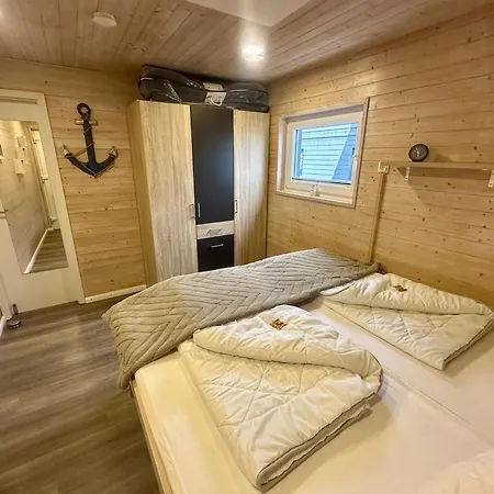 Hausboot Annis Mehrblick