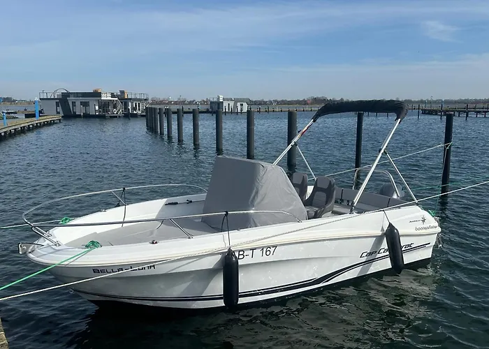 Hausboot Annis Mehrblick Botel Fehmarn